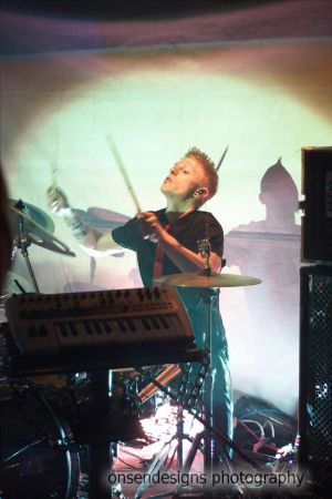 Proof-MIDI Ghetto Tour-Left Spine Down-2010-05-10-19-38-43